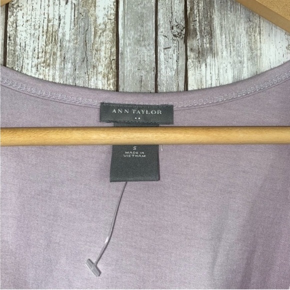 Ann Taylor Lavender Ruffle Front Tank - Picture 4 of 4